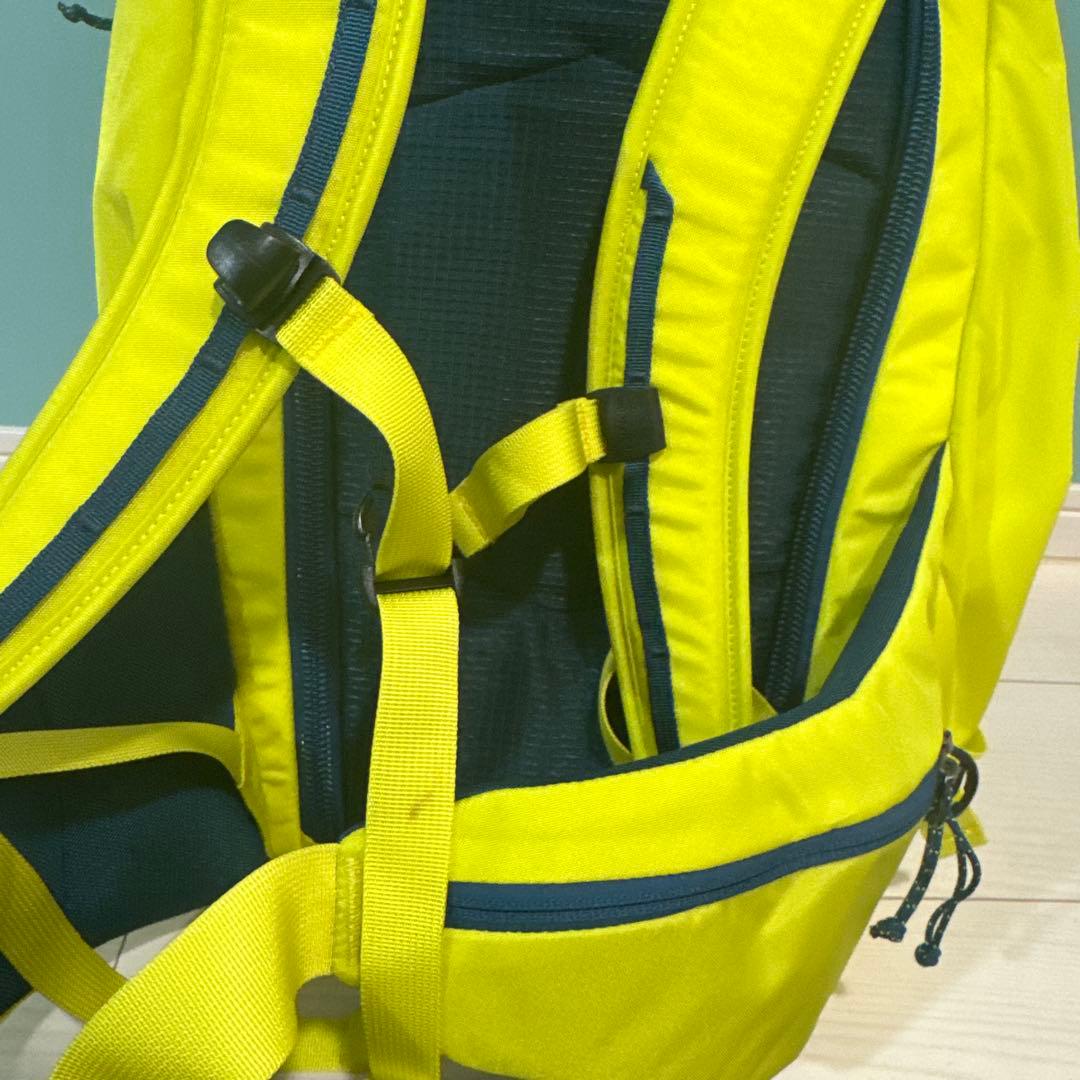 美品 パタゴニア スノードリフターザック 30リットル