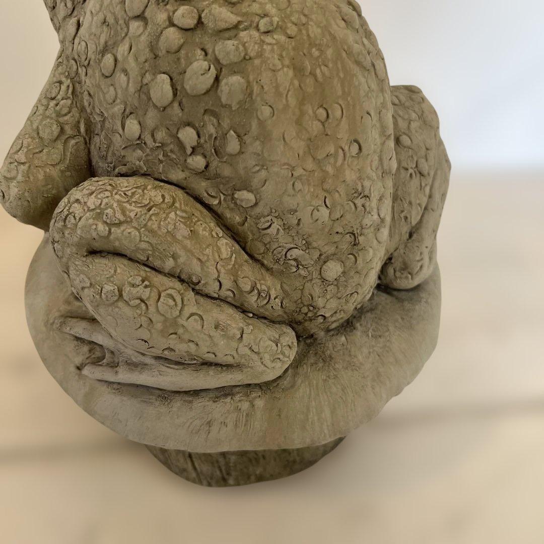 英国ガーデンオーナメントカエルのオーナメント 石膏製