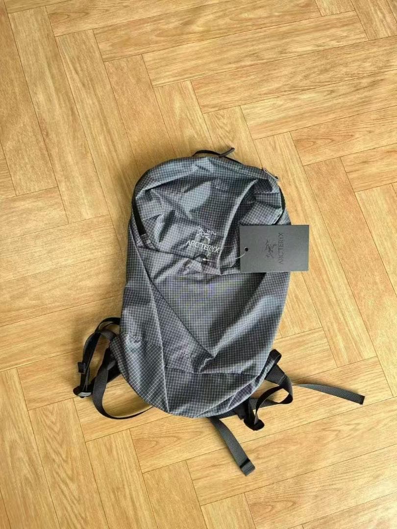 新品ARC'TERYX Konseal 15 海王星の灰