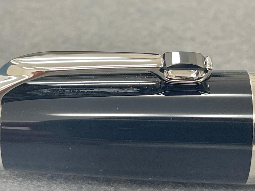 【未使用】MONTBLANCモンブラン 万年筆 ボエム M ノワール　オニキス