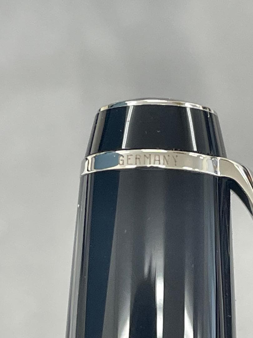 【未使用】MONTBLANCモンブラン 万年筆 ボエム M ノワール　オニキス