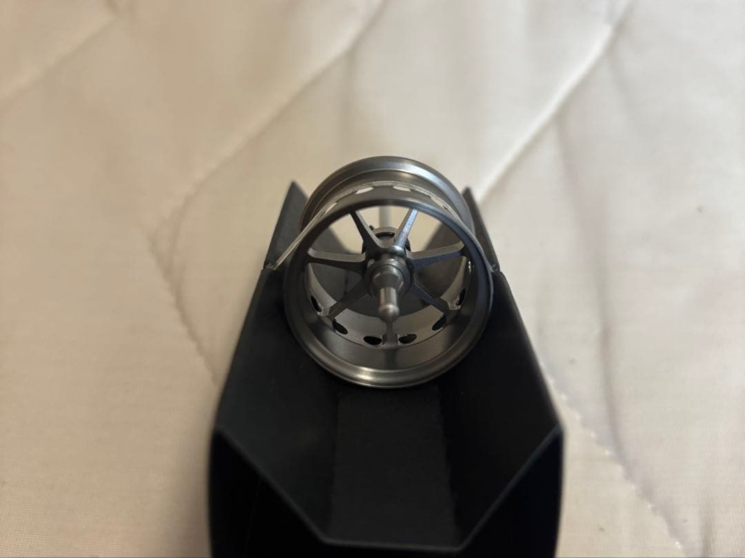 アベイル　マイクロキャストスプール　23CNQ16R ガンメタ　カルコンbfs