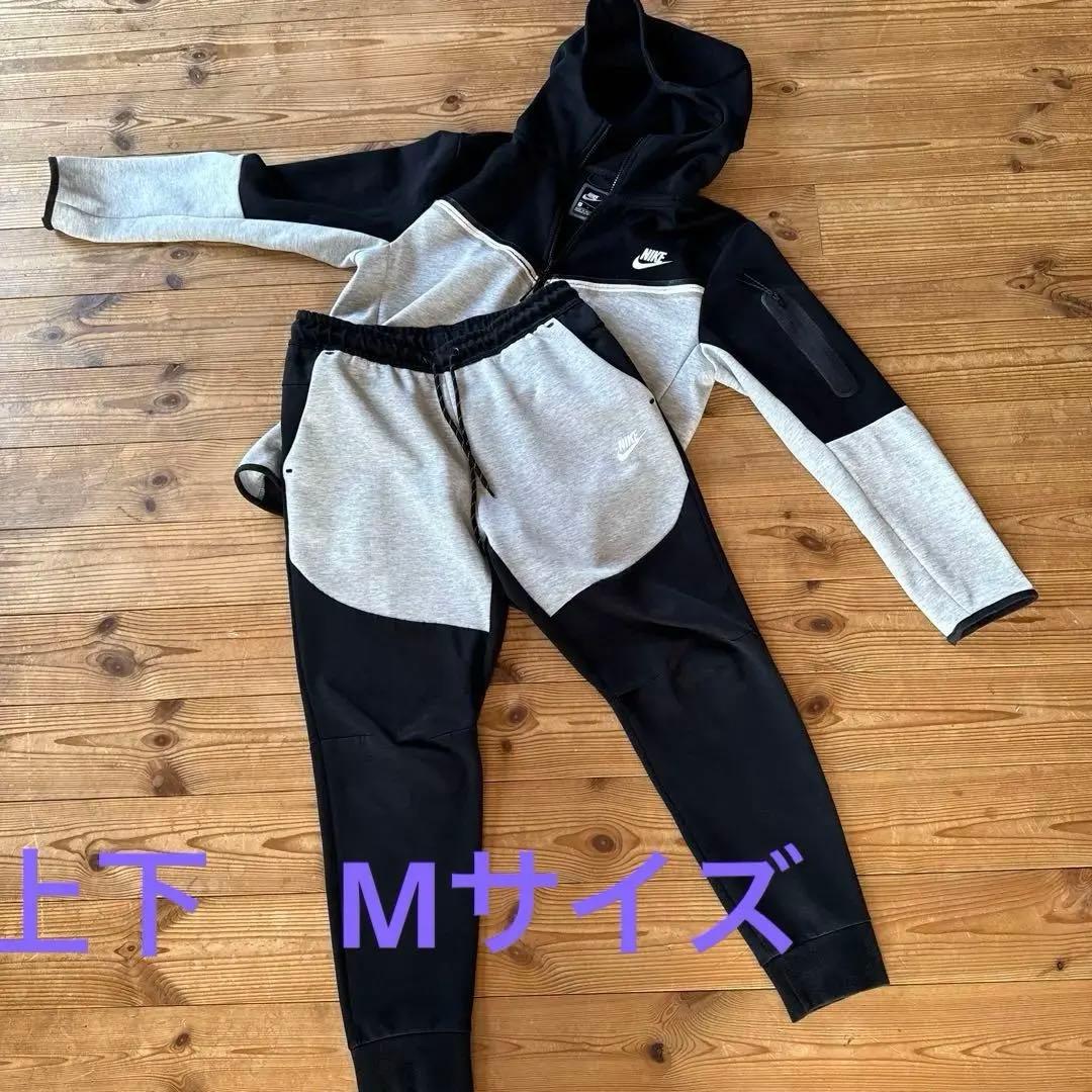 Nike テックフリース M 上下セット 「海外限定カラー」