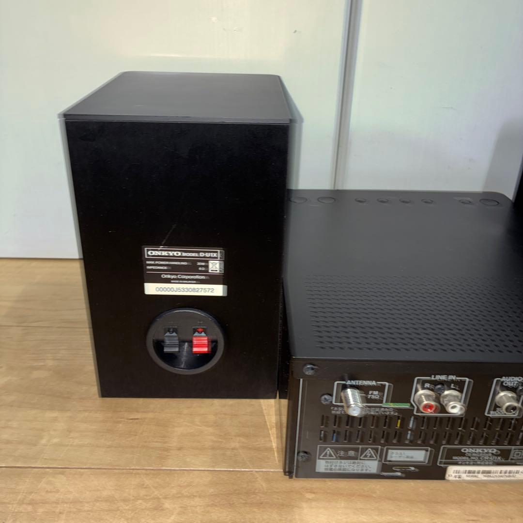 ONKYO CR-U1X CDミニコンポ　コンポ　スピーカー　オンキョー