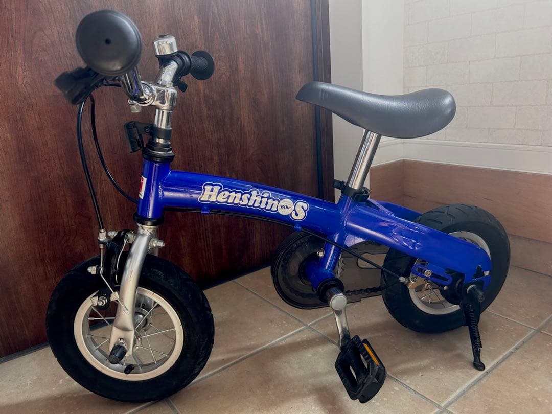 【へんしんバイクS】 ブルー 青 サドル2サイズ、プロテクター付