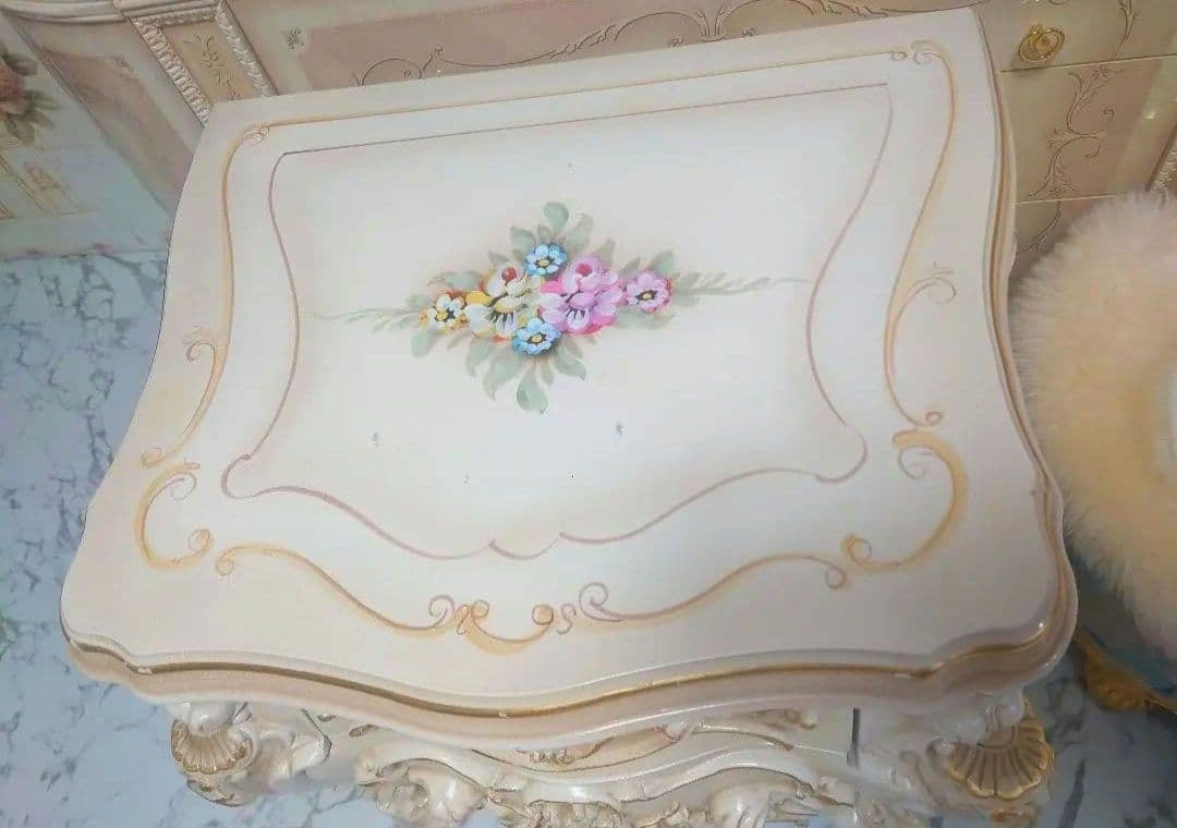 ロココ調　チェスト