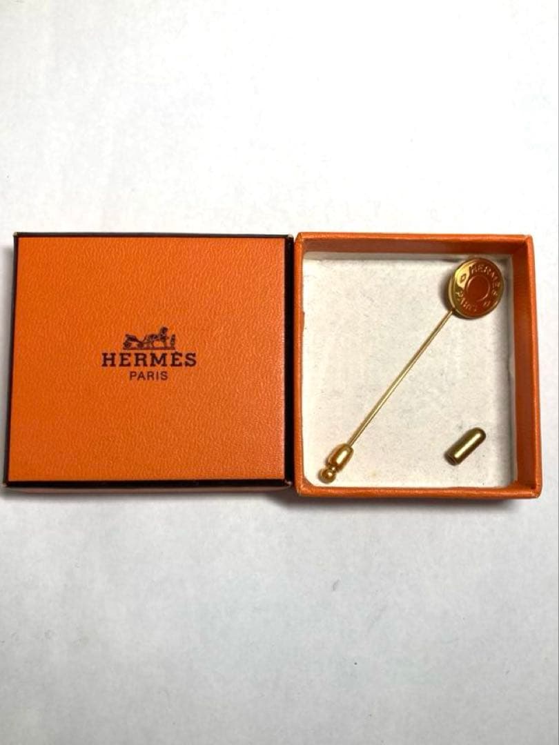 良品　HERMES エルメス　セリエ　ピンブローチ　ピンバッチ　ゴールド　箱付き