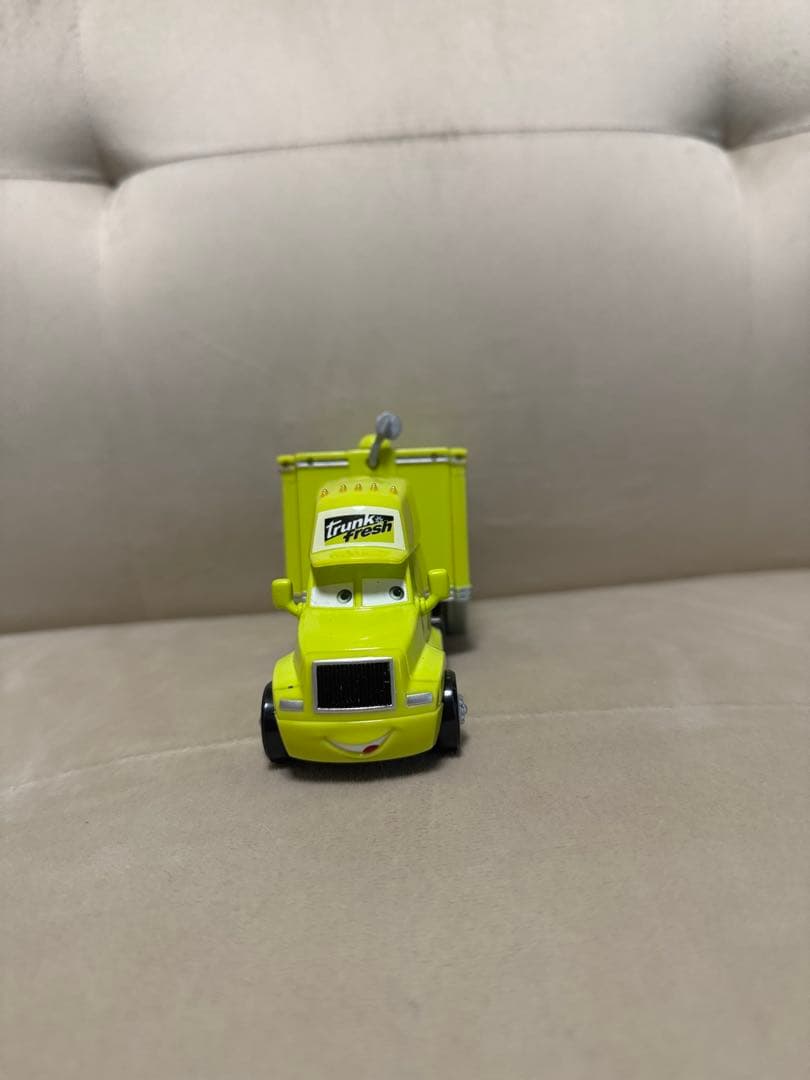 カーズ マテル　#34 トランク フレッシュ ハウラー