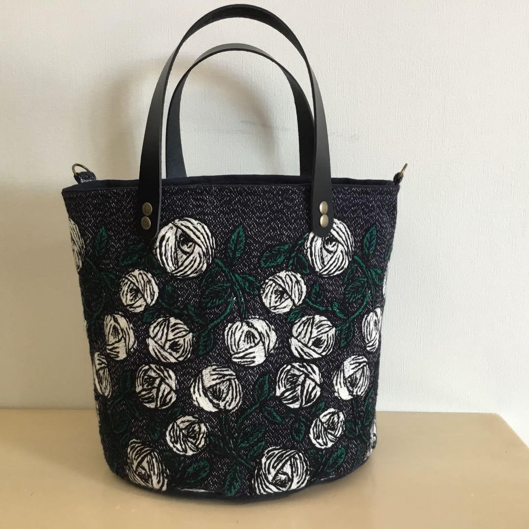 ミナペルホネンrosy ネイビー楕円底 トートバッグ　ハンドメイド