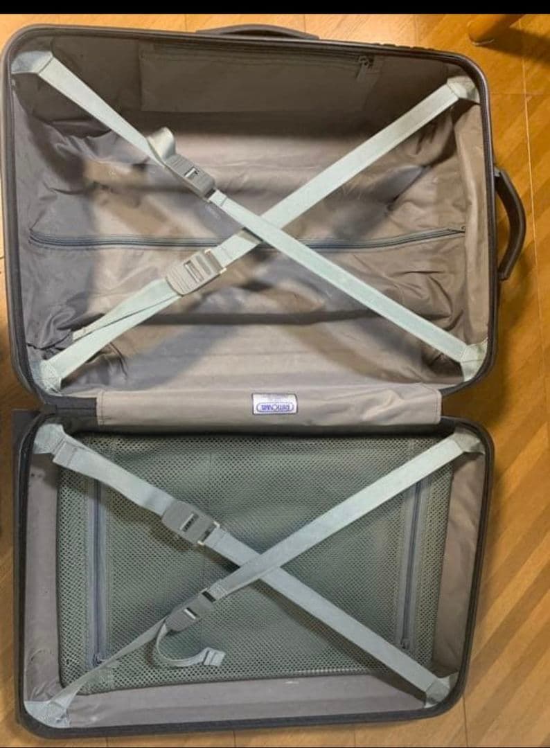 リモワ　サルサ　35L スーツケース