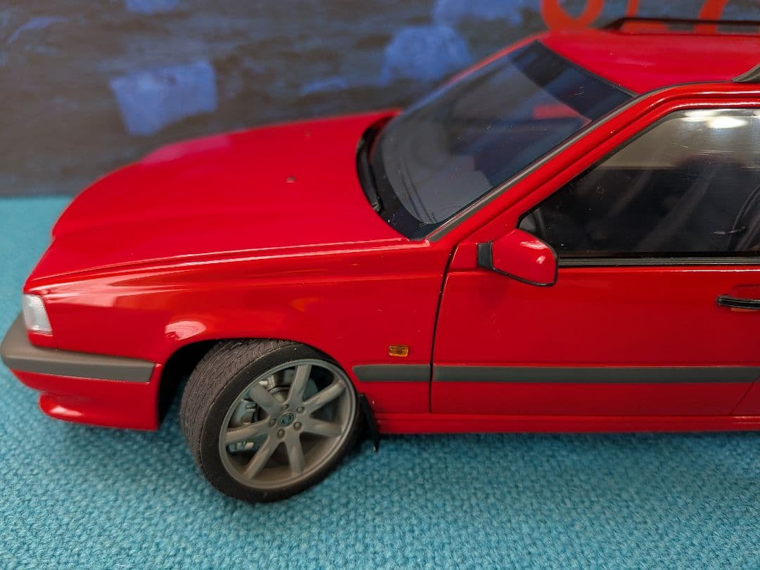 AUTO art オートアートVOLVO 850R 欠損あり