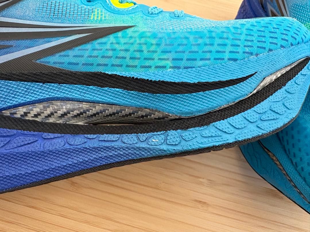 361° Flame4 BlueLine ランニングシューズ