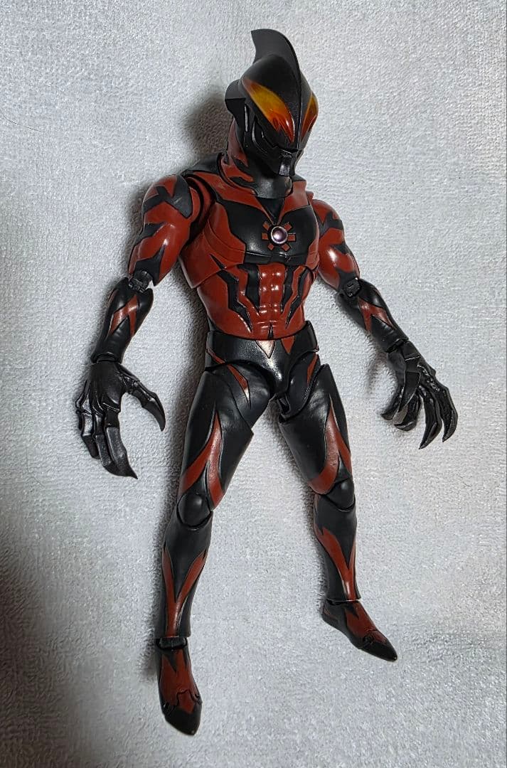 S.H.Figuarts ウルトラマンベリアル & アトロシアス