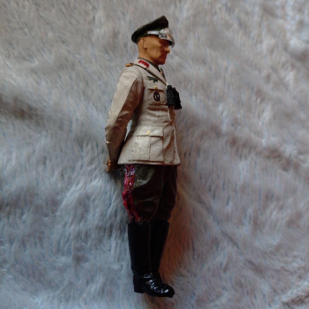 厳寒特価セール！ Wⅱ世界の名将 独軍機甲師団の雄 ロンメル1/16儀仗スタイル