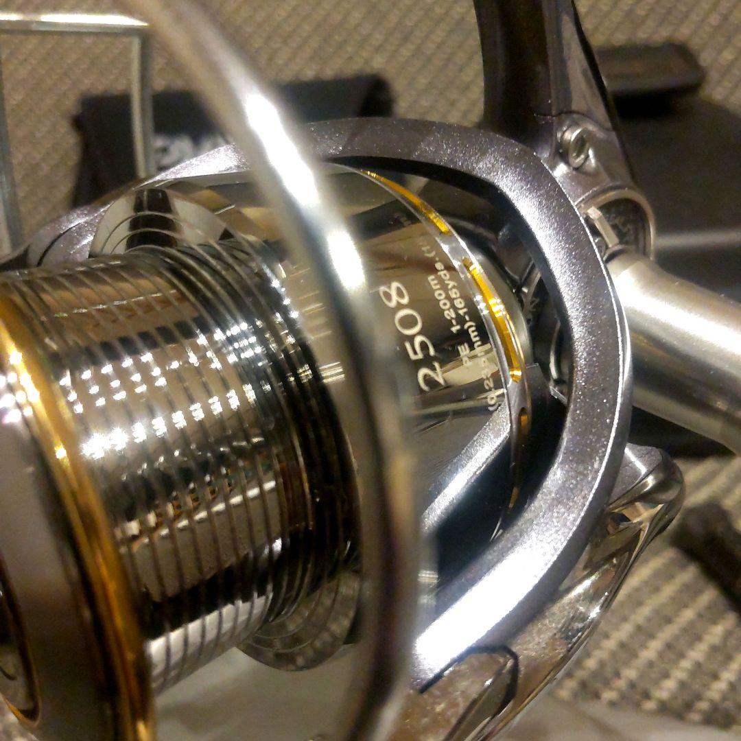 ダイワ 希少 12イグジスト EXIST 2508PE-DH 美品