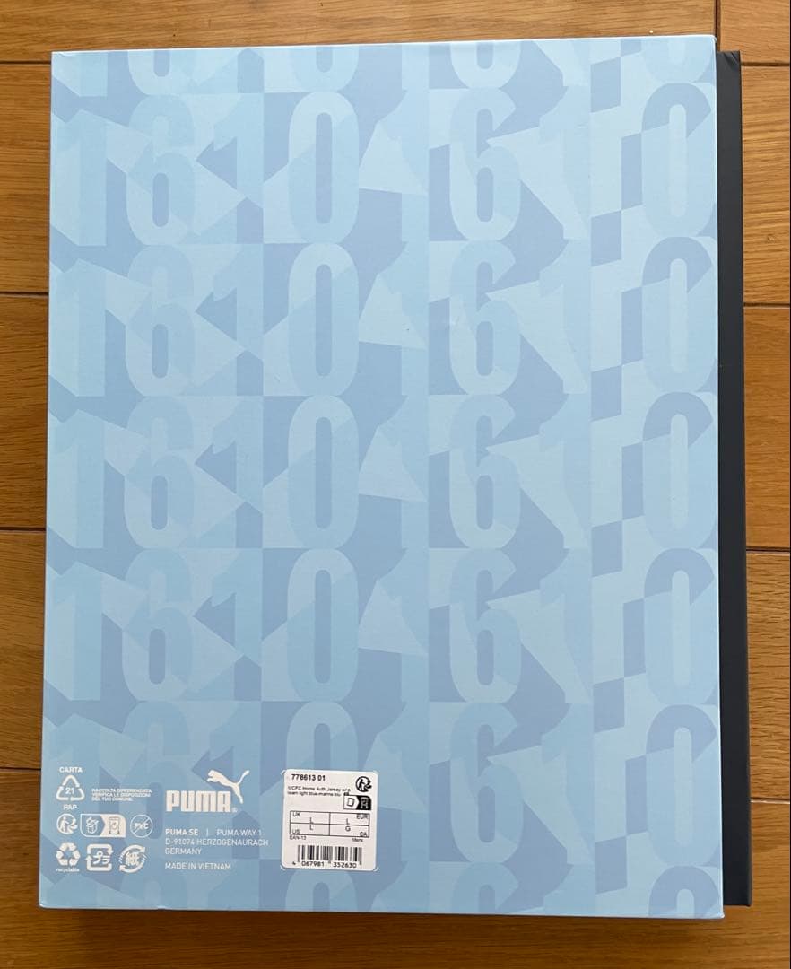 【未使用美品】マンシティ2023-24四連覇優勝記念ウェア　シリアル番号161