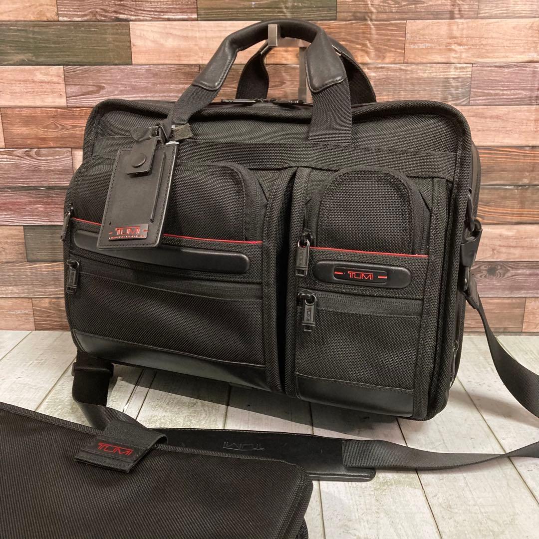 トゥミ　TUMI　ビジネスバッグ　2way　日本限定　黒　2層式　ブリーフケース