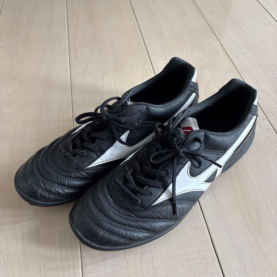 ミズノ　モレリア　サッカーシューズ