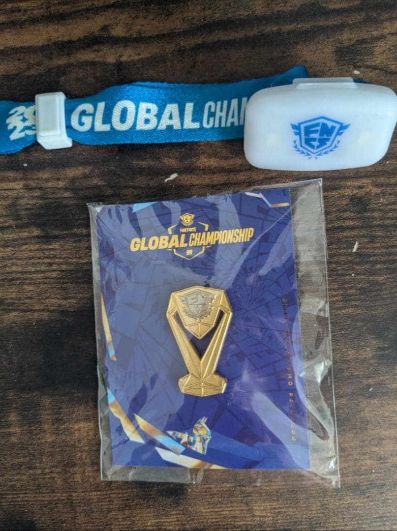 Fortnite　世界大会ピンバッジ　激レア