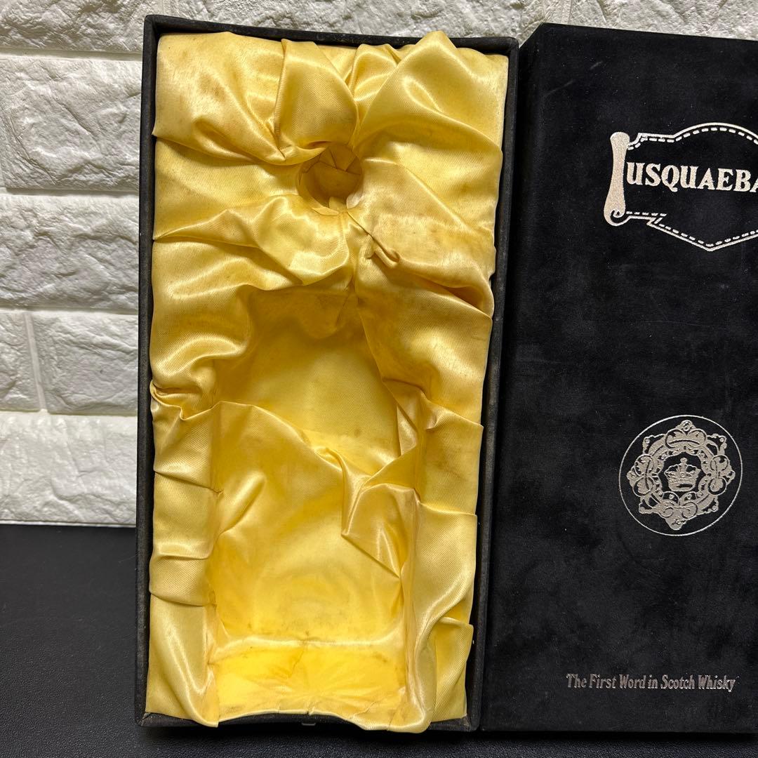 レア　未開栓　古酒 ウシュクベ クリスタル デキャンタ750ml43% 箱替栓付