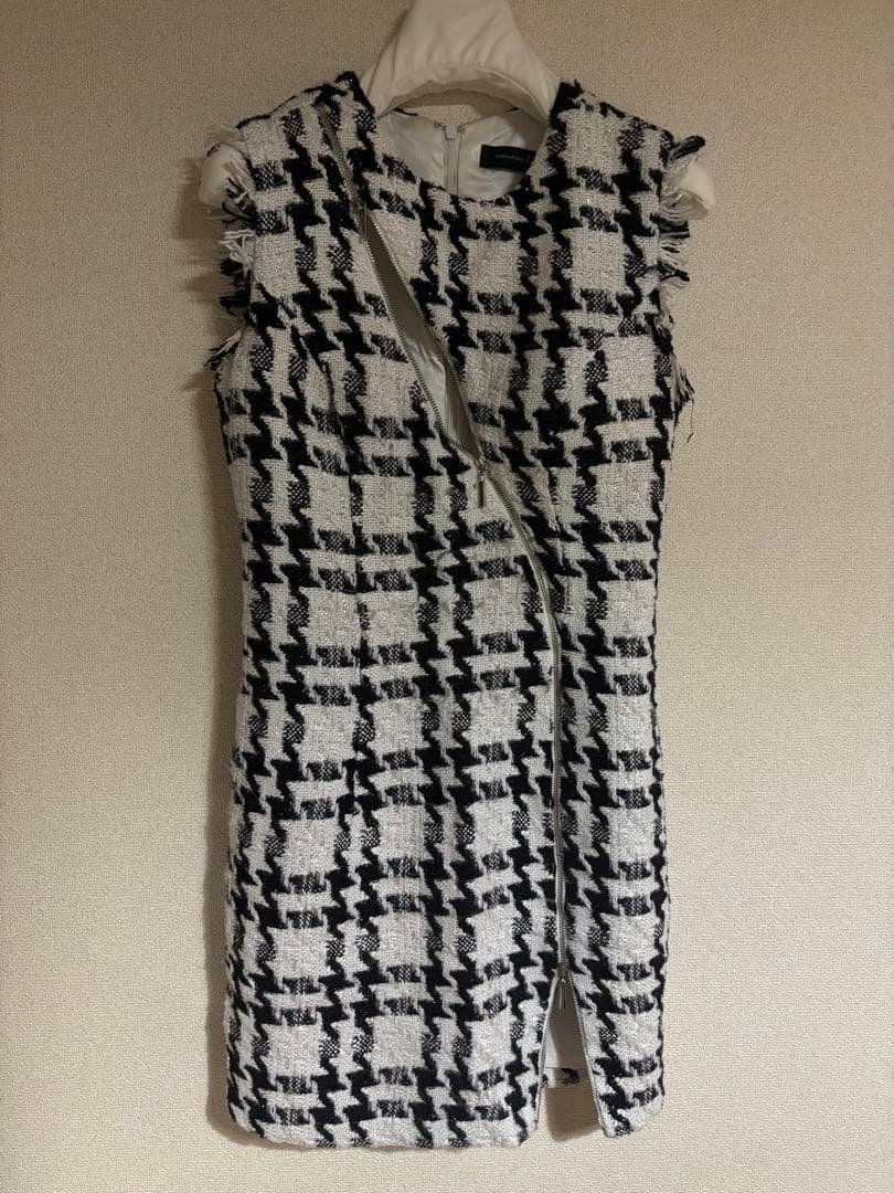 ROBE de FLEURS Glossy ノースリーブミニワンピース