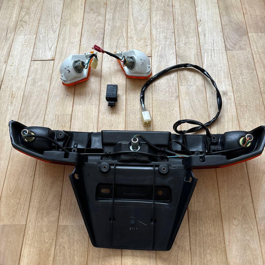 ホンダ　フュージョン　テールユニット　フロントウィンカー