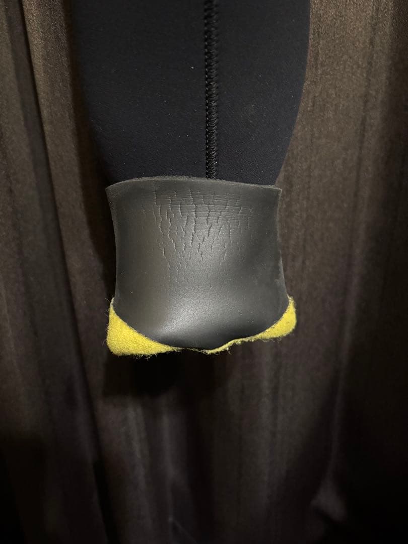 Bewet ウェットスーツ　セミドライ　フリーショルダー