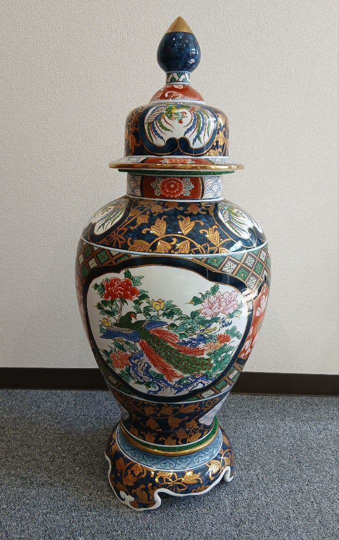 有田焼 飾壺 幸右衛門 作 花瓶 沈香壺 金彩