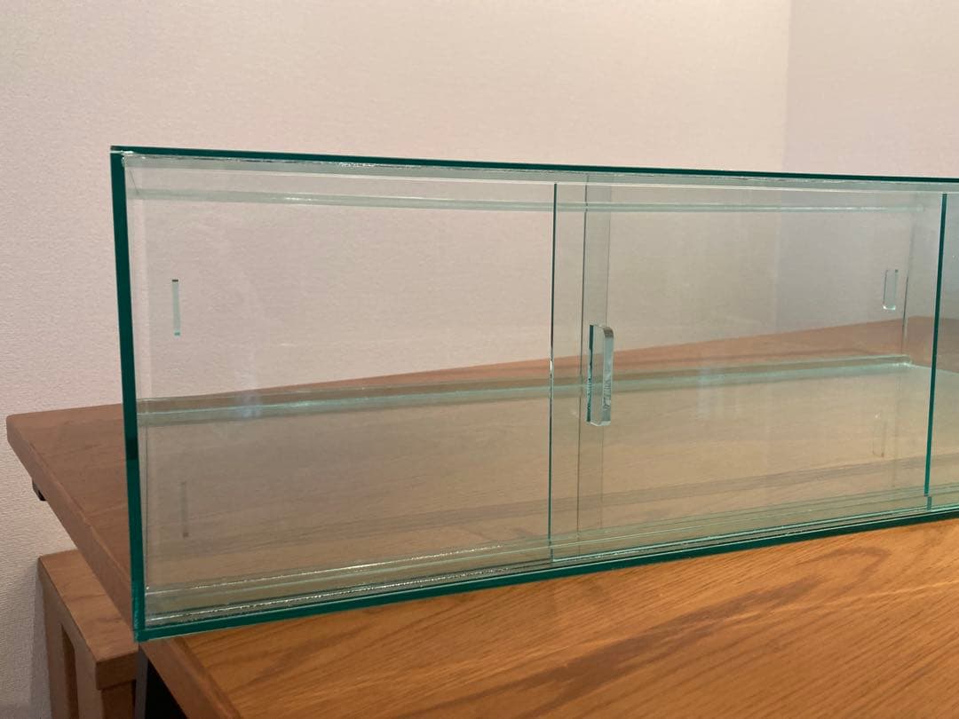 【美品】ガラス加工風 アクリルショーケース
