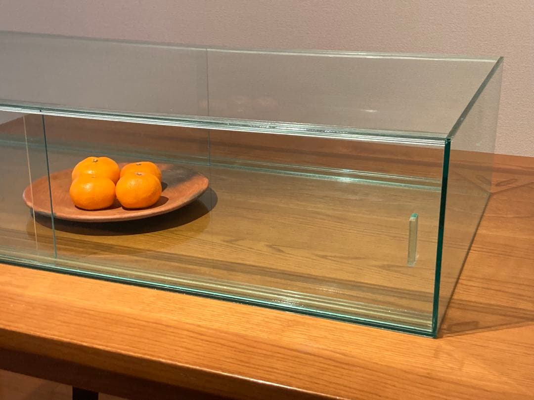 【美品】ガラス加工風 アクリルショーケース