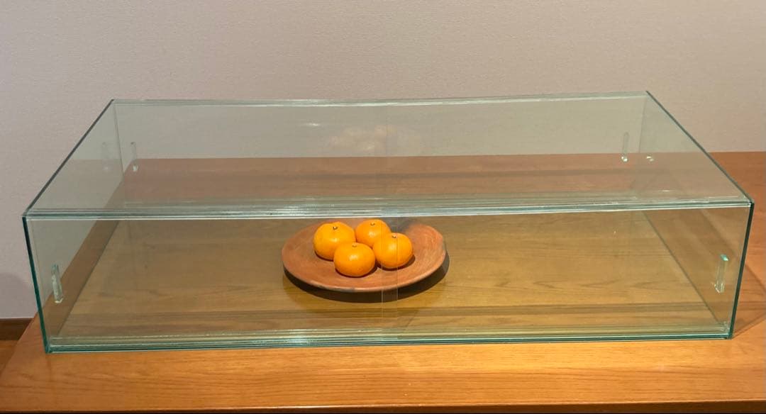 【美品】ガラス加工風 アクリルショーケース