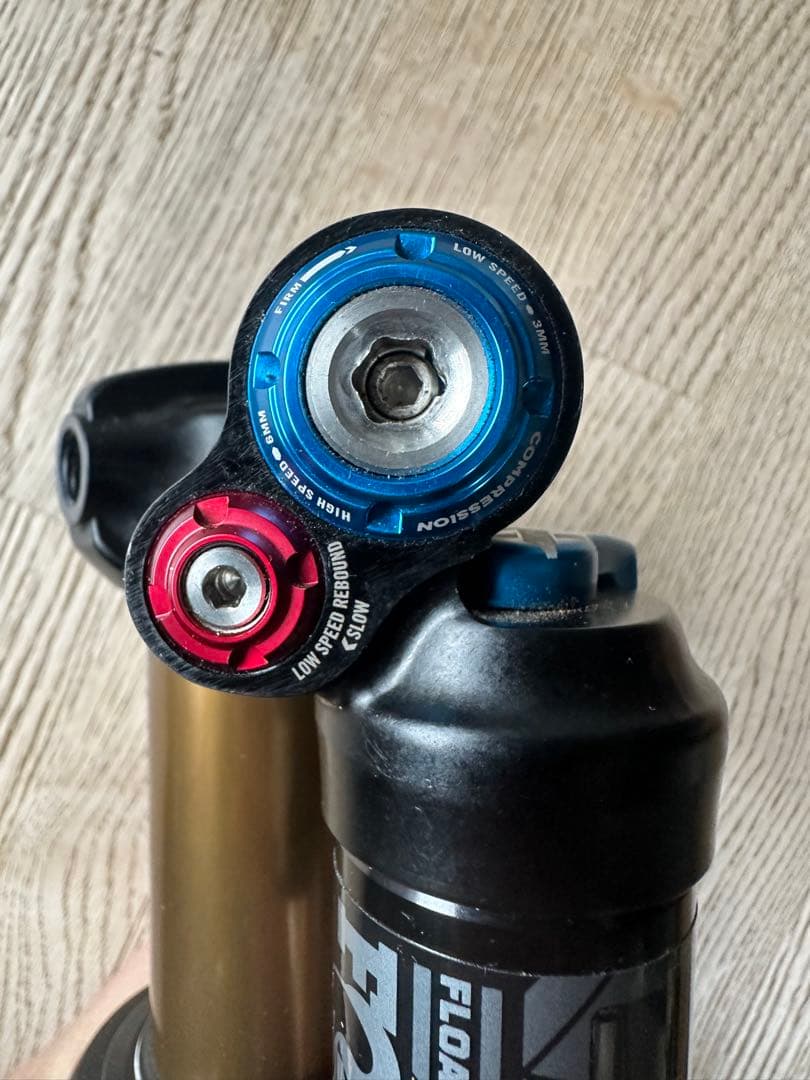 FOX FLOAT X2 205x65 カシマコート（未使用)