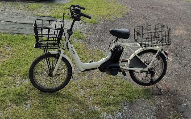 電動自転車　ギュット　バッテリー2個（16㌂）後ろカゴは無しでお渡し