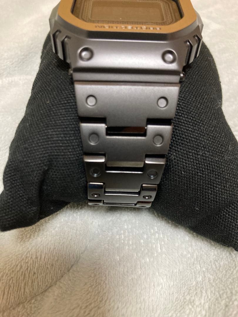 GMW-B5000MB-1JF　フルメタル　電波ソーラー