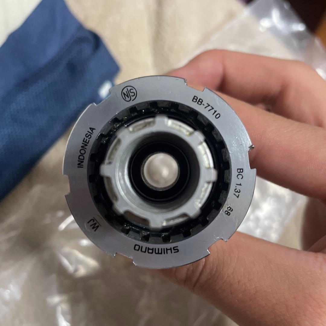 DURA ACE ピスト BB 7710