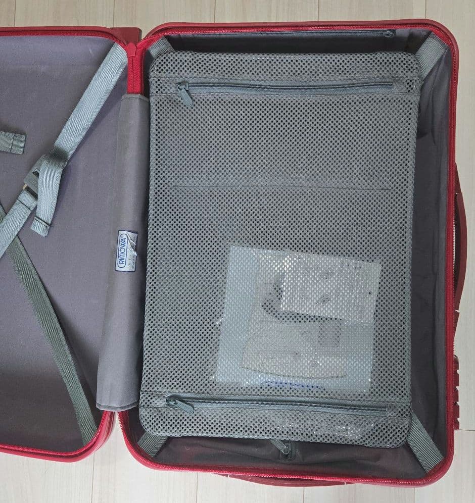 【美品】RIMOWA リモワ　サルサ　レッド　赤　TSA 35L 機内持ち込み可