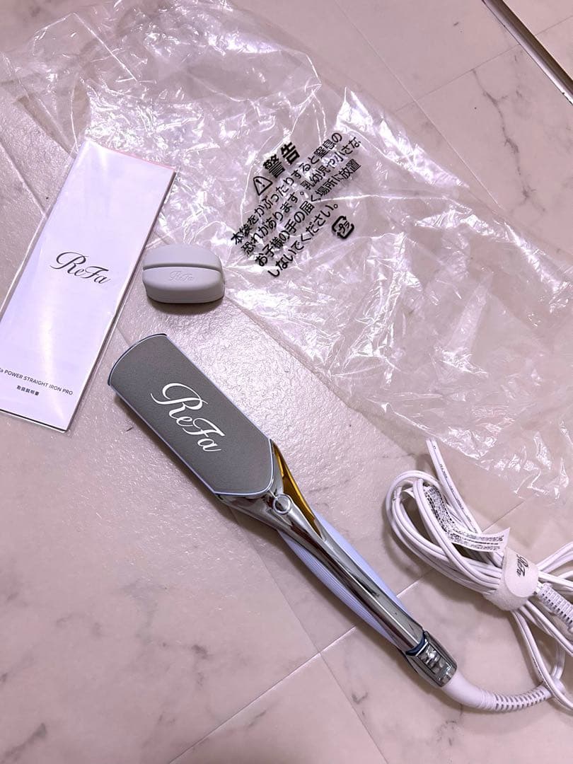 リファパワーストレートアイロンプロ （ホ ワイト）