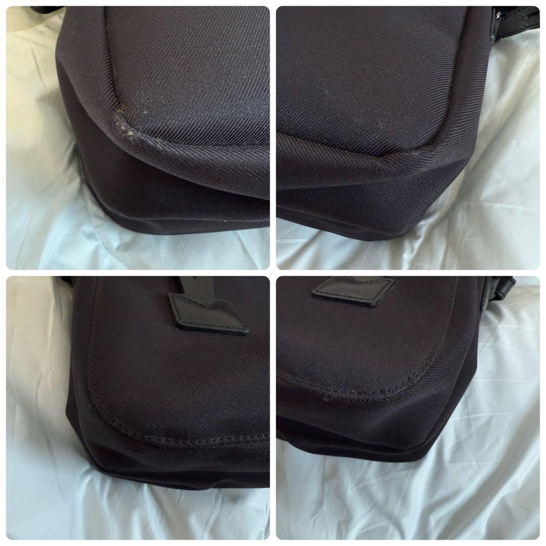 ハンティングワールド　メッセンジャーバッグ　ロゴ　キャンバス　ショルダー　黒色