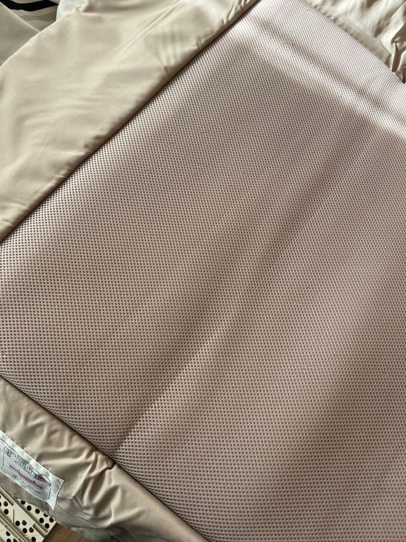 【ココネルエアー】ベージュ ベビーベッド 説明付き