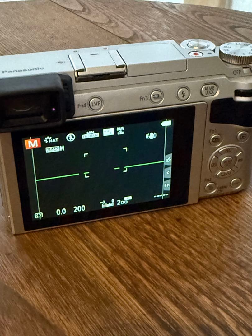 Panasonic LUMIX DMC-GX7MK2単焦点レンズ付き