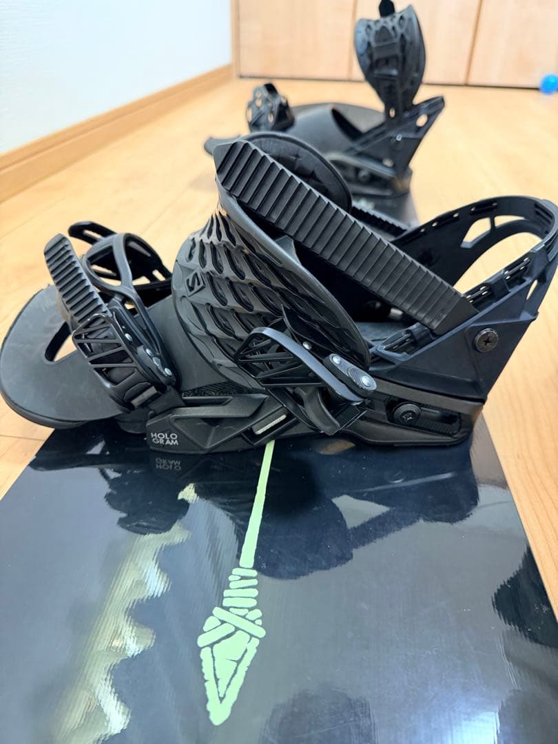 Salomon スノーボード 【アサシンプロ】バインディング【ホログラム】セット