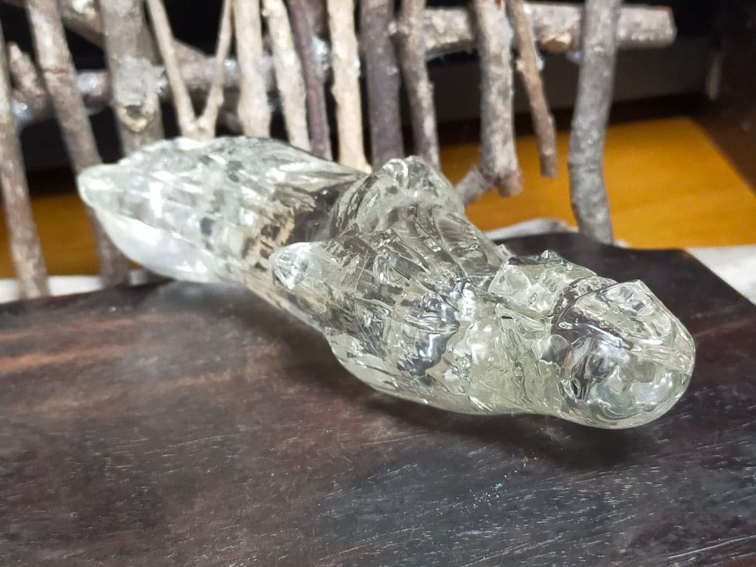 ♥値下げ♥　珍品　硝石製　観音像　３５９ｇ　観音様　観音菩薩　仏像　骨董　水晶風