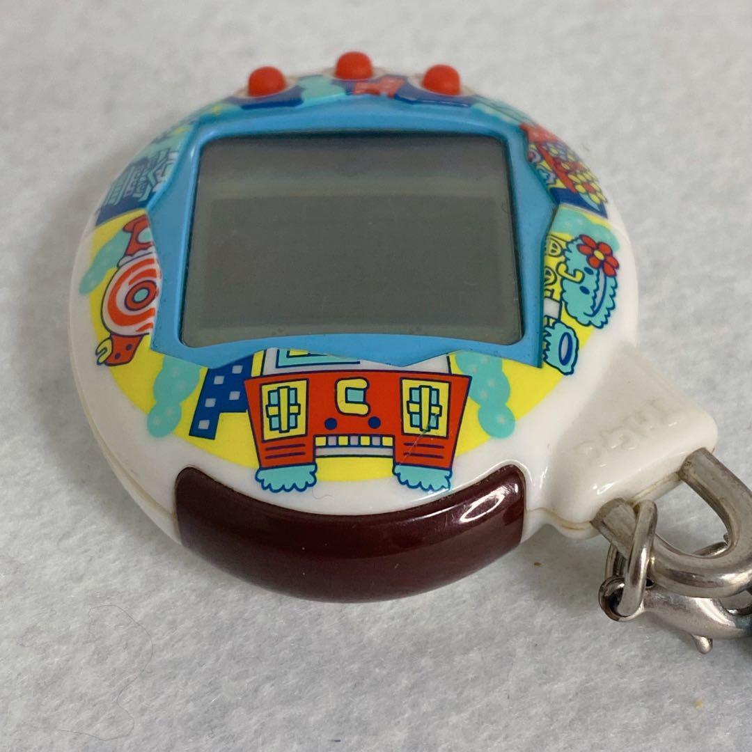 【美品/動作確認済み】いぇー！ふぁみりーイロイロ！　たまごっちプラス