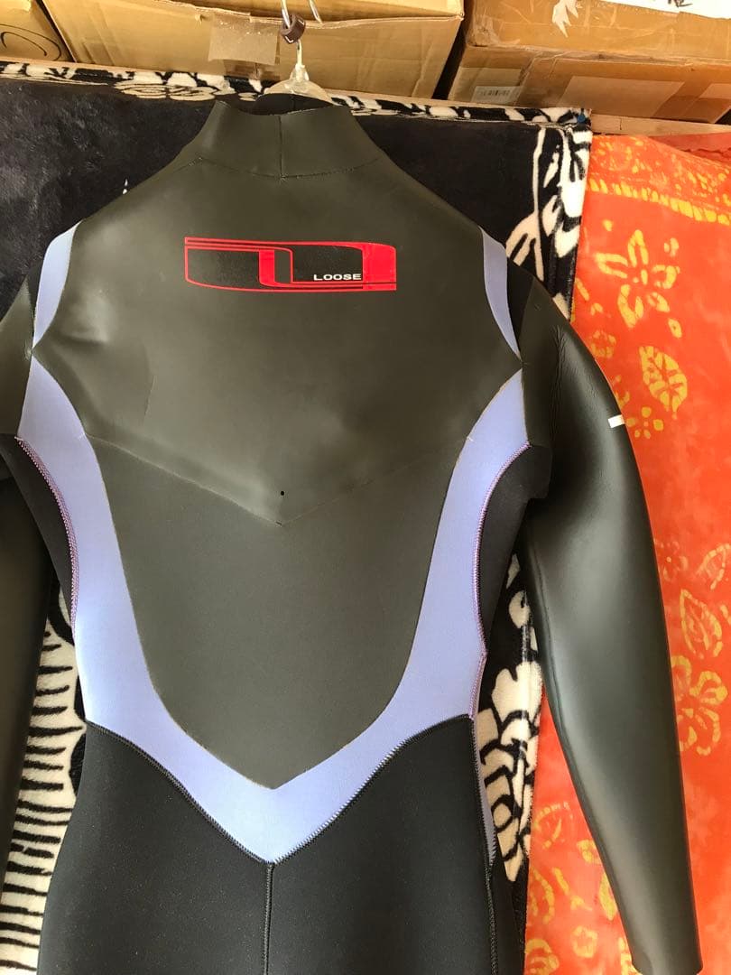 ルーズ　レディースML ウエットスーツ　セミドライ　冬　ウエットスーツ5/3