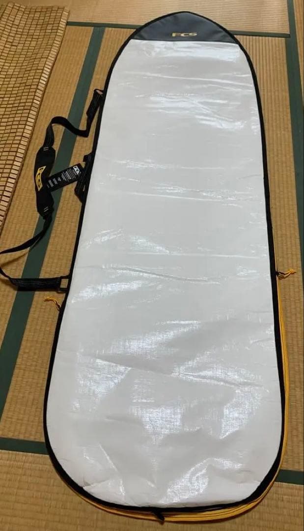 5'10feet ショートボード EPS素材 FCSケース付き　フィンなし