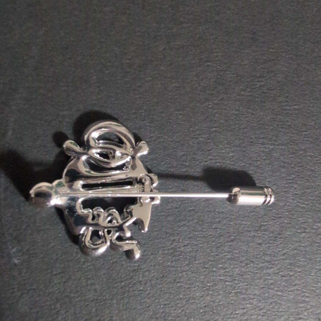 ♥本日特別価格【クリスチャン ディオール】紋章エンブレム ピンブローチ