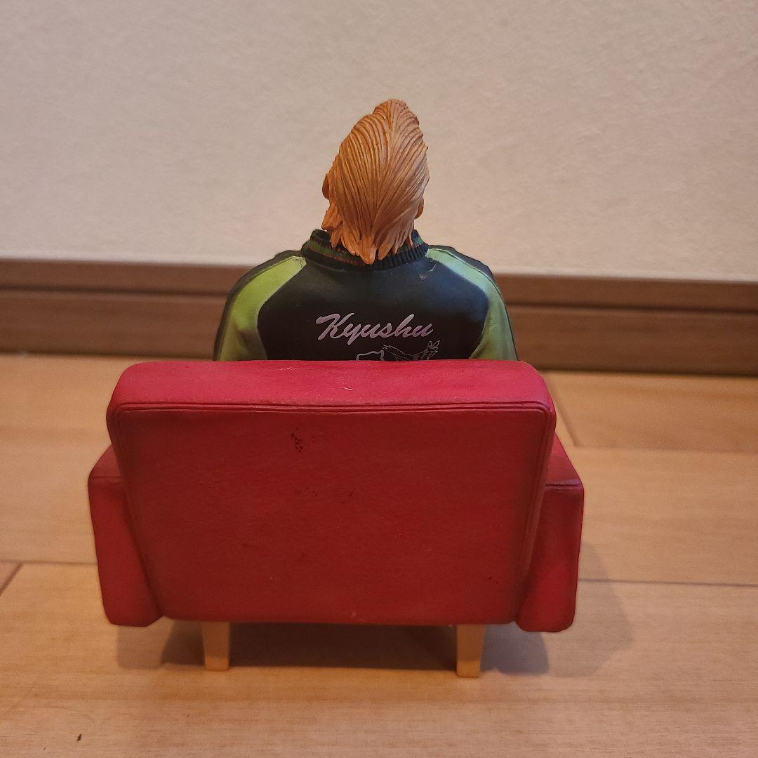 (希少)クローズ&ワースト 坊屋春道 　赤椅子　FBGDXフィギュア 限定品