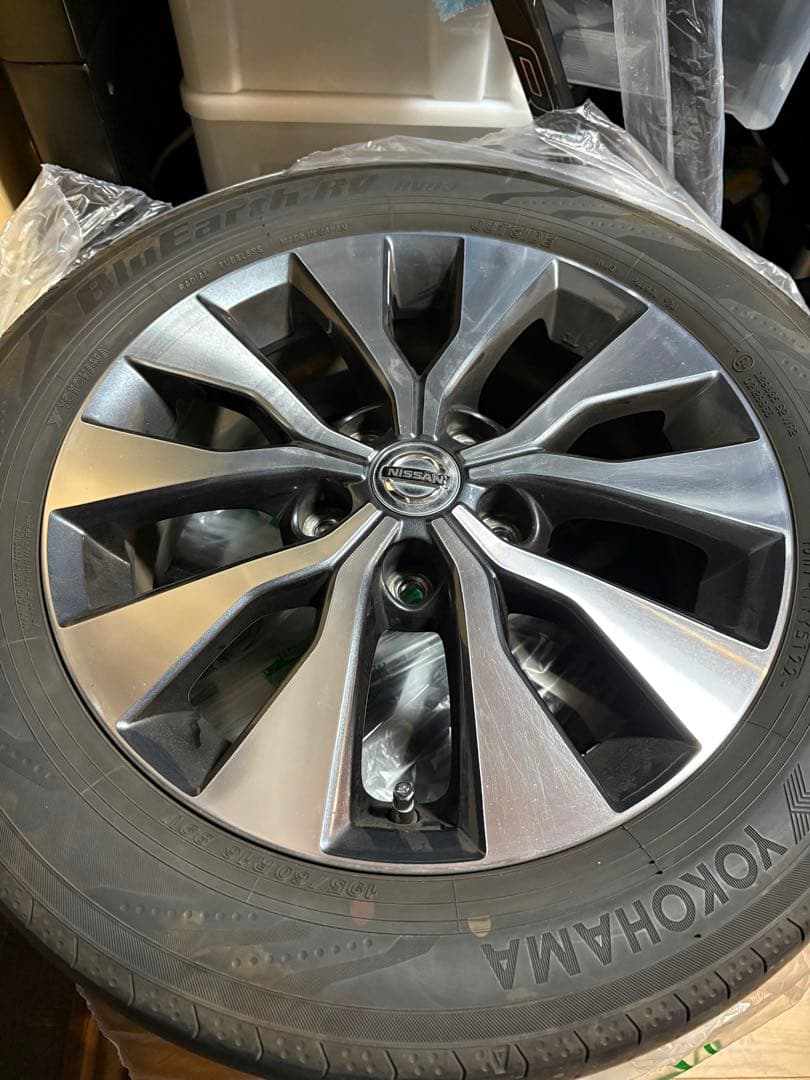 C28セレナ　純正ホイール　ハイウェイスター