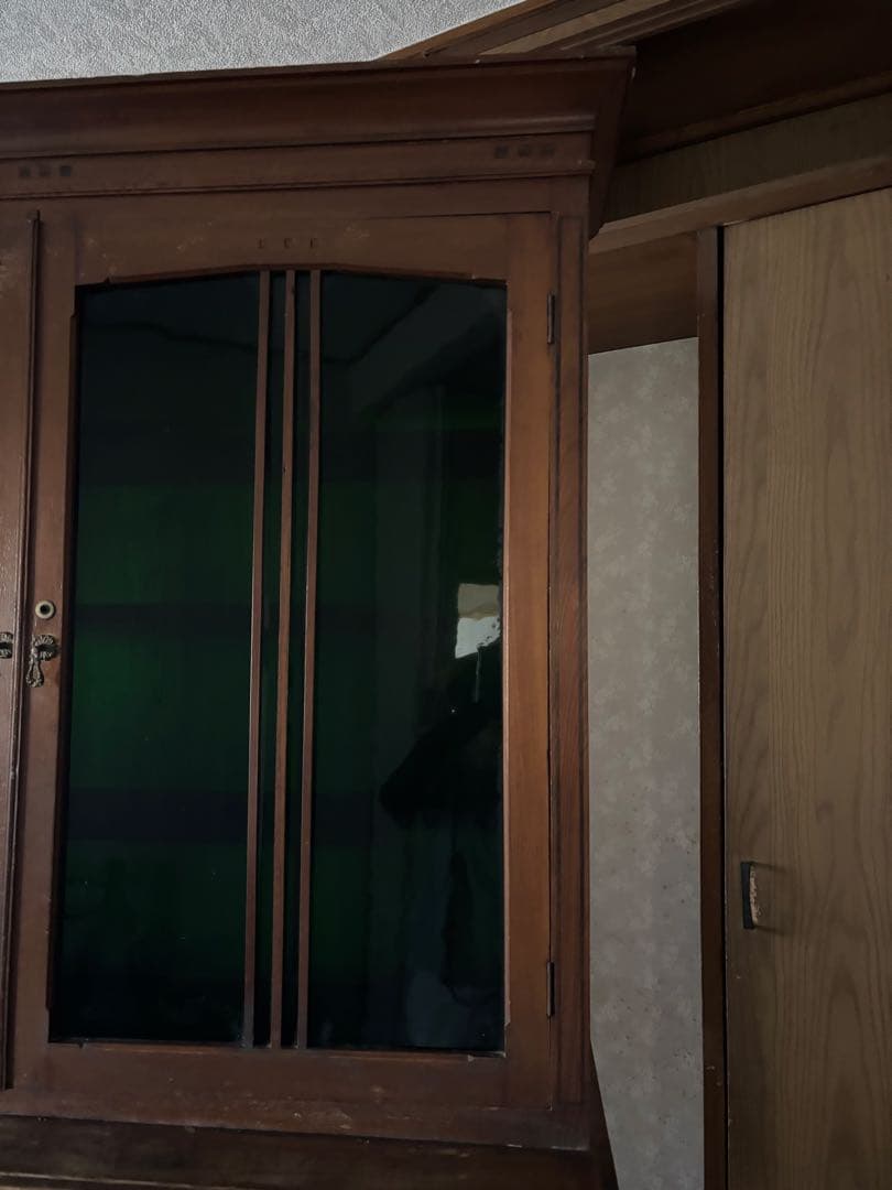 木製ディスプレイキャビネット