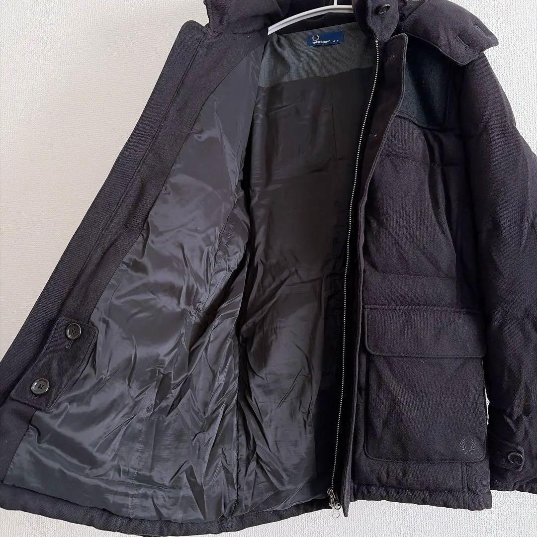 フレッドペリー　ダウンジャケット　ブルゾン　アウター　上着　フード付き　黒　S